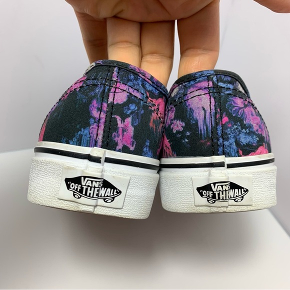 Vans Floral pattern, Pink, purple, blue and black. Womens 6 or Mens 4.5 - Picture 12 of 16